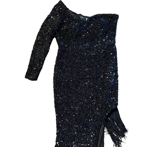 Black Sequined One-Shoulder Gown With Fringe Detail Party Evening - Picture 6 of 8
